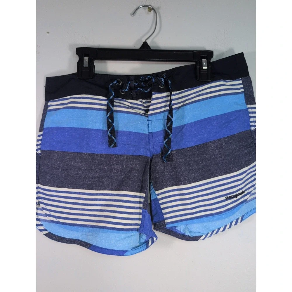 Patagonia W's Wavefarer Board Shorts 5
